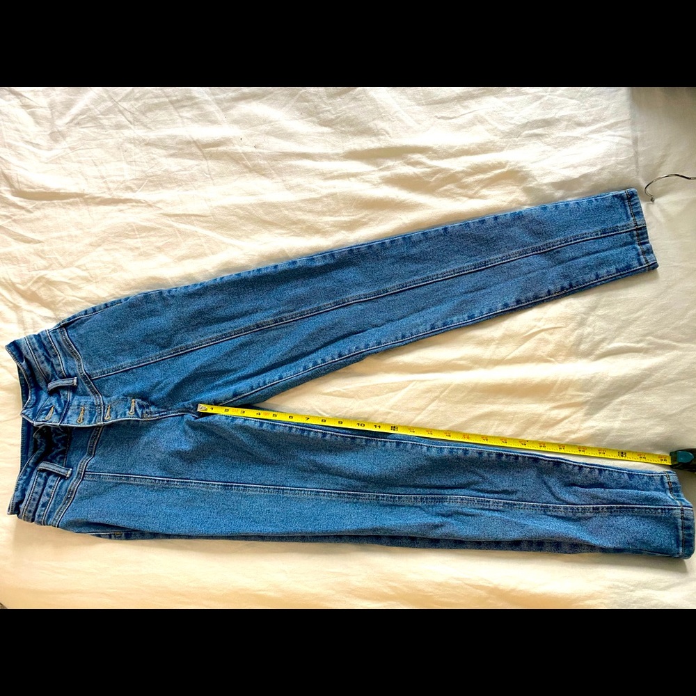 High wasted jeans